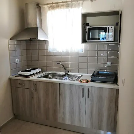 Atlantis Inn Apartments